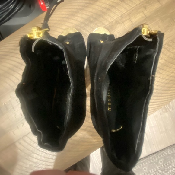 Size 6.5 black velvety heels. - Picture 5 of 6